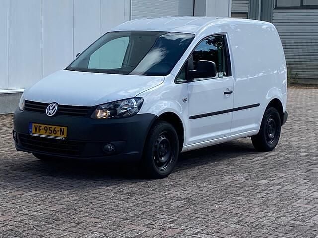 Wit Gebruikt 2013 VW Caddy MPV | € 3.750 (Eerlijke prijs) - Afbeelding 1/4