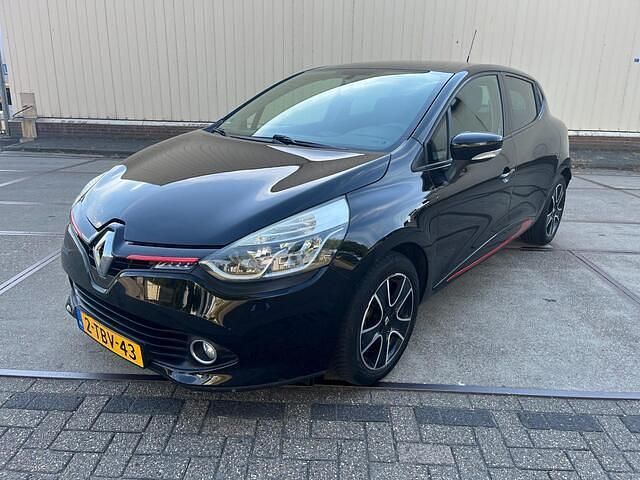 Zwart Gebruikt 2014 Renault Clio IV Dynamique Hatchback | € 5.299 (Eerlijke prijs) - Afbeelding 1/4