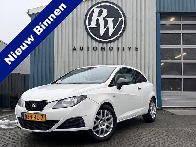 Wit Gebruikt 2010 Seat Ibiza SC Hatchback | € 2.599 (Eerlijke prijs) - Afbeelding 1/4