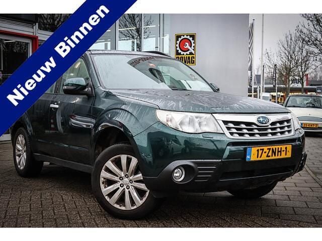 Groen (metallic) Occasion 2013 Subaru Forester SUV | € 14.950 (Iets duurder) - Afbeelding 1/3