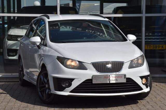 Wit Gebruikt 2011 Seat Ibiza ST Copa Stationwagen | € 2.944 (Goede deal) - Afbeelding 1/4
