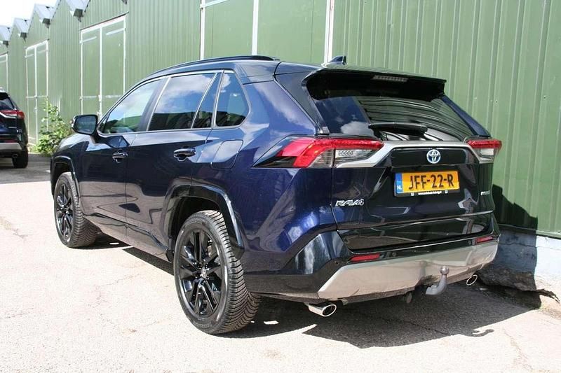 Occasion Toyota RAV4 Hybrid Style 178 PK (130 kW) 2024 Blauw SUV