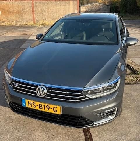 Occasion 2015 VW Passat Highline | € 12.950 (Eerlijke prijs) - Afbeelding 1/4