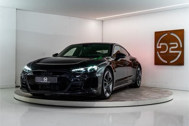 Zwart Gebruikt 2021 Audi RS e-tron GT Comfort Sedan | € 69.980 (Duur) - Afbeelding 1/4