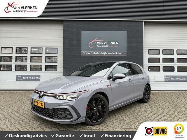 Grijs Gebruikt 2024 VW Golf VIII GTI Stationwagen | € 38.950 (Eerlijke prijs) - Afbeelding 1/4