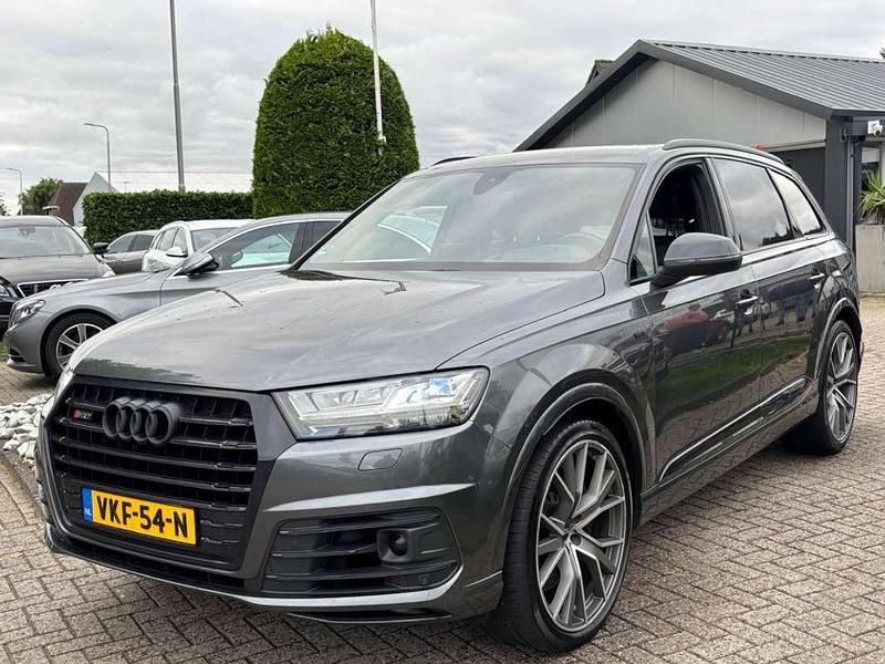 Grijs Gebruikt 2018 Audi SQ7 SUV | € 25.950 (Iets duurder) - Afbeelding 1/4
