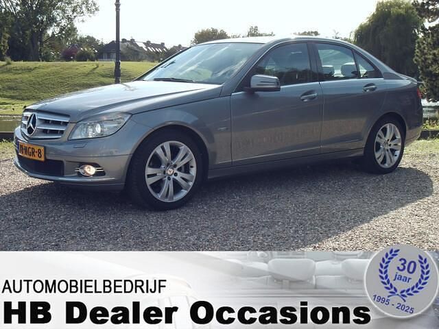 Grijs Gebruikt 2010 Mercedes C180 Avantgarde Sedan | € 7.750 (Eerlijke prijs) - Afbeelding 1/4