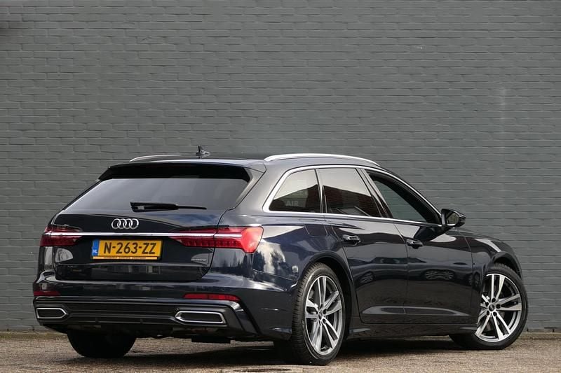 Occasion Audi A6 S-Line 299 PK (219 kW) 2022 Blauw Stationwagen