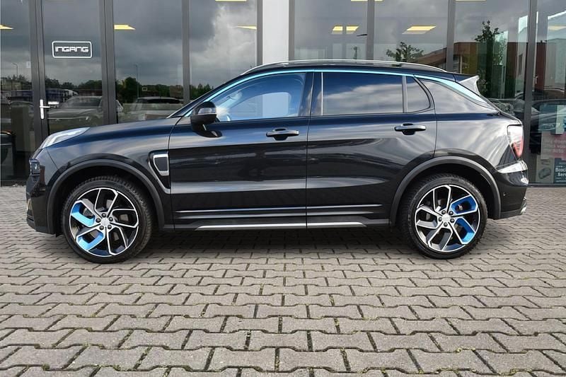Zwart Gebruikt 2023 Lynk & Co 01 SUV | € 28.900 (Eerlijke prijs) - Afbeelding 1/3