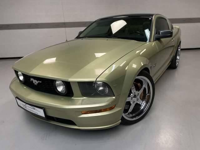 Groen Gebruikt 2006 Ford Mustang GT Coupé | € 30.499 - Afbeelding 1/4