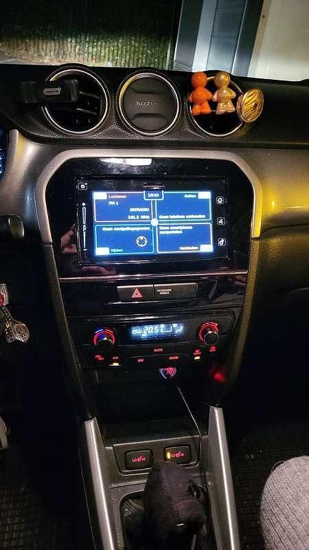 Occasion Suzuki Vitara Exclusive 120 PK (88 kW) 2017 Wit Hatchback