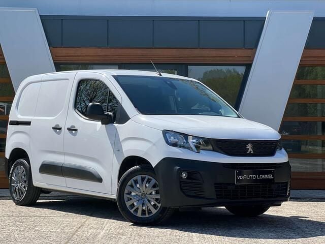 Wit Gebruikt 2019 Peugeot Partner MPV | € 18.500 - Afbeelding 1/4