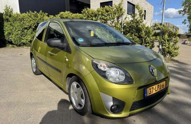 Geel Gebruikt 2010 Renault Twingo Authentique Hatchback | € 800 (Goede deal) - Afbeelding 1/4