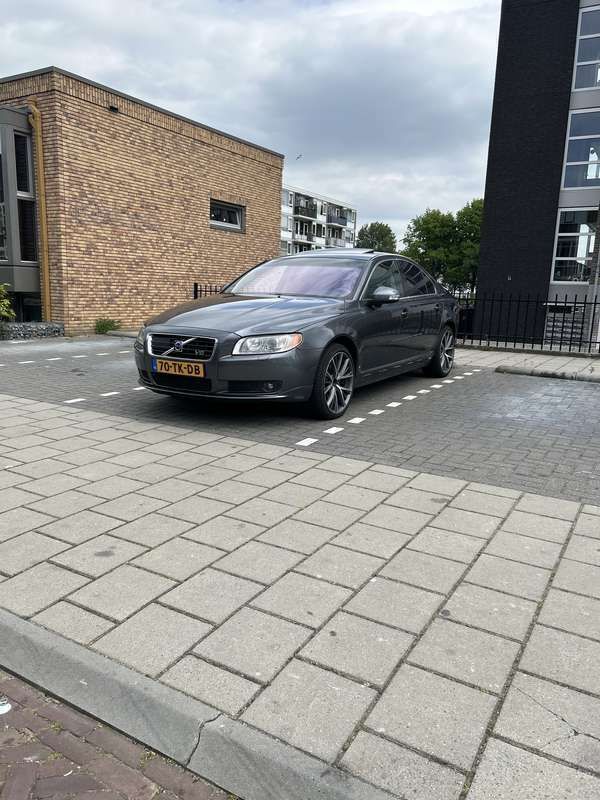 Grijs Gebruikt 2006 Volvo S80 Sedan | € 7.800 - Afbeelding 1/4
