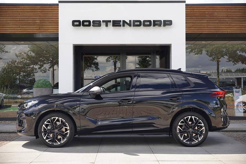 Zwart Nieuw 2025 Cupra Terramar SUV | € 51.900 (Eerlijke prijs) - Afbeelding 1/4