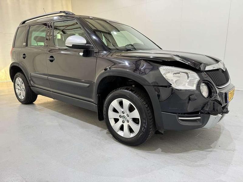 Zwart Gebruikt 2010 Skoda Yeti SUV | € 1.750 (Eerlijke prijs) - Afbeelding 1/4