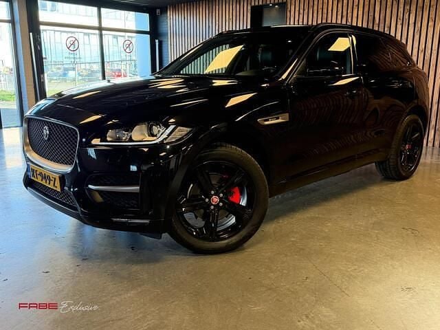 Occasion Jaguar F-Pace Portfolio 180 PK (132 kW) 2018 Zwart SUV