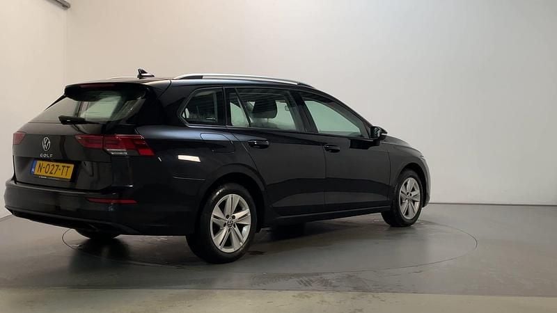 Occasion VW Golf VIII Life 110 PK (80 kW) 2022 Zwart Stationwagen