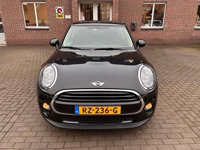 Occasion Mini Cooper Business 136 PK (100 kW) 2018 Zwart Hatchback