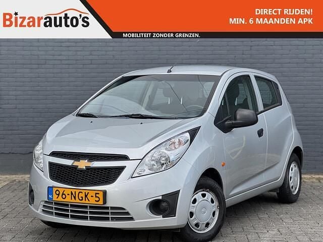 Grijs Gebruikt 2010 Chevrolet Spark Hatchback | € 3.625 (Eerlijke prijs) - Afbeelding 1/4