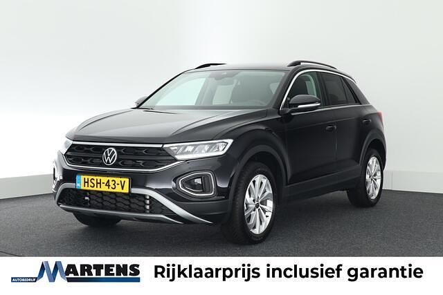 Zwart Gebruikt 2025 VW T-Roc Edition SUV | € 34.949 (Eerlijke prijs) - Afbeelding 1/4