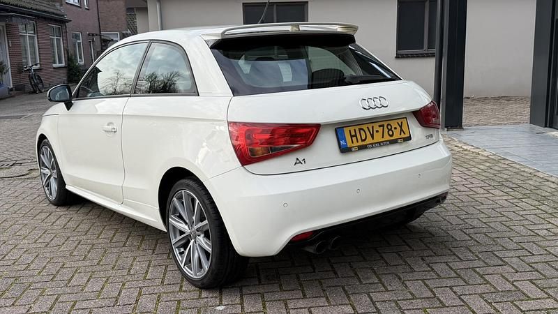 Occasion Audi A1 Ambition 2025 Wit Hatchback
