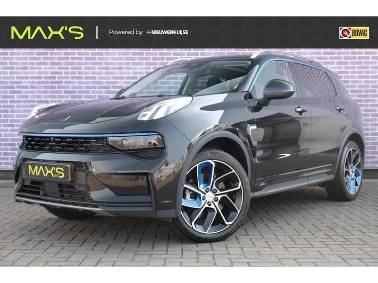 Zwart, metallic lak Gebruikt 2022 Lynk & Co 01 SUV | € 25.399 (Eerlijke prijs) - Afbeelding 1/4