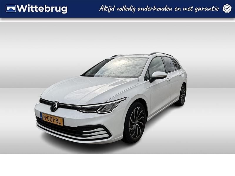 Wit Gebruikt 2021 VW Golf VIII Style Stationwagen | € 23.450 (Eerlijke prijs) - Afbeelding 1/3
