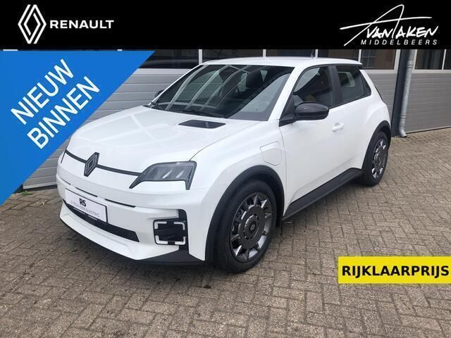 Wit Nieuw 2025 Renault R5 Night&Day Hatchback | € 27.395 (Goede deal) - Afbeelding 1/4