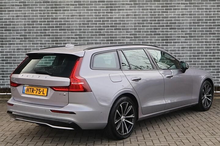 Occasion Volvo V60 Plus 350 PK (257 kW) 2025 Grijs Stationwagen