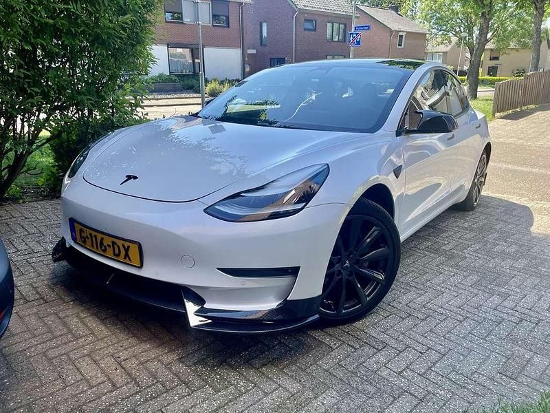 Wit Gebruikt 2019 Tesla Model 3 Long Range AWD Sedan | € 22.500 (Eerlijke prijs) - Afbeelding 1/4