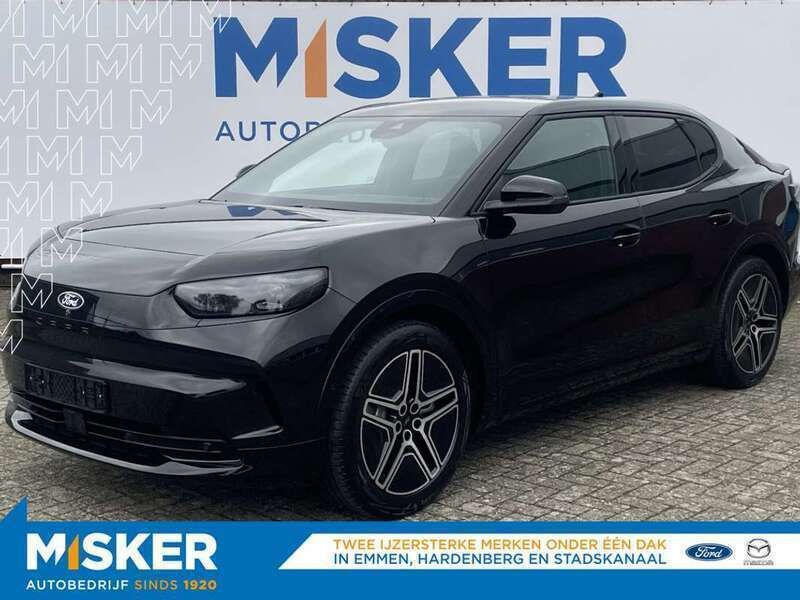 Zwart Nieuw 2024 Ford Capri Extended Range SUV | € 51.650 (Iets duurder) - Afbeelding 1/4