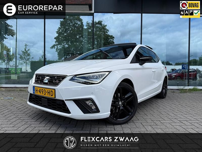 Wit Gebruikt 2020 Seat Ibiza Business Hatchback | € 18.790 (Iets duurder) - Afbeelding 1/4