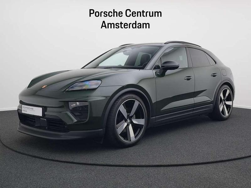Groen Gebruikt 2024 Porsche Macan SUV | € 99.950 - Afbeelding 1/4