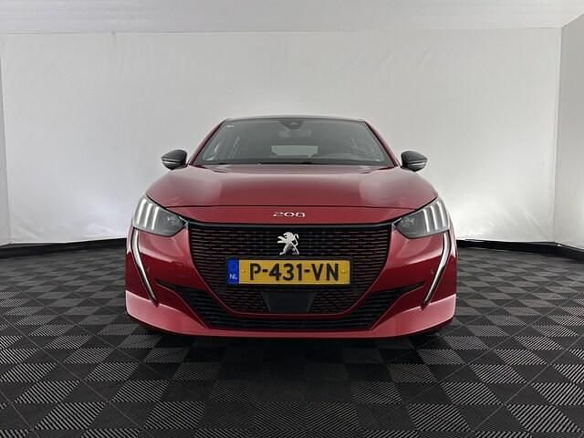 Occasion Peugeot e-208 GT 100 kW (136 PK) 2022 Rood (metallic) Hatchback