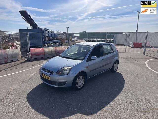 Blauw Gebruikt 2006 Ford Fiesta Ghia Hatchback | € 1.550 (Goede deal) - Afbeelding 1/4