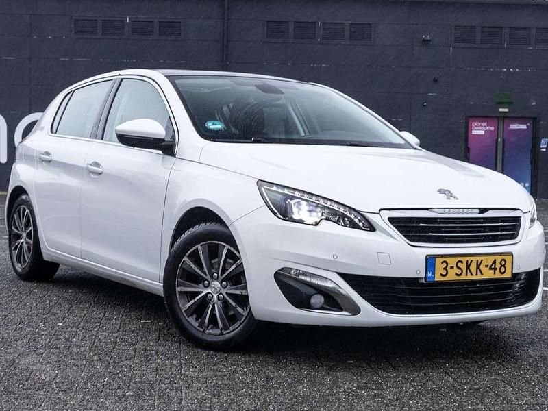Wit Gebruikt 2013 Peugeot 308 Hatchback | € 4.850 (Goede deal) - Afbeelding 1/4