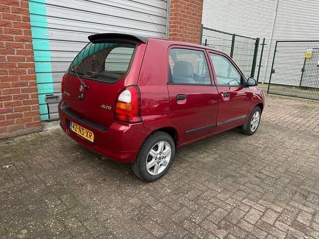Occasion Suzuki Alto Limited 63 PK (46 kW) 2004 Rood Hatchback