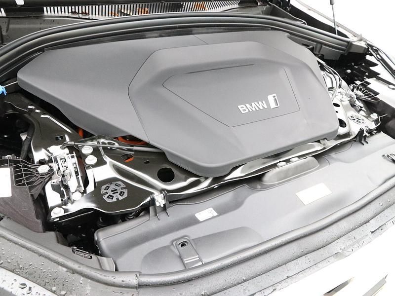 Occasion BMW iX2 M Sport 150 kW (204 PK) 2025 Zwart SUV