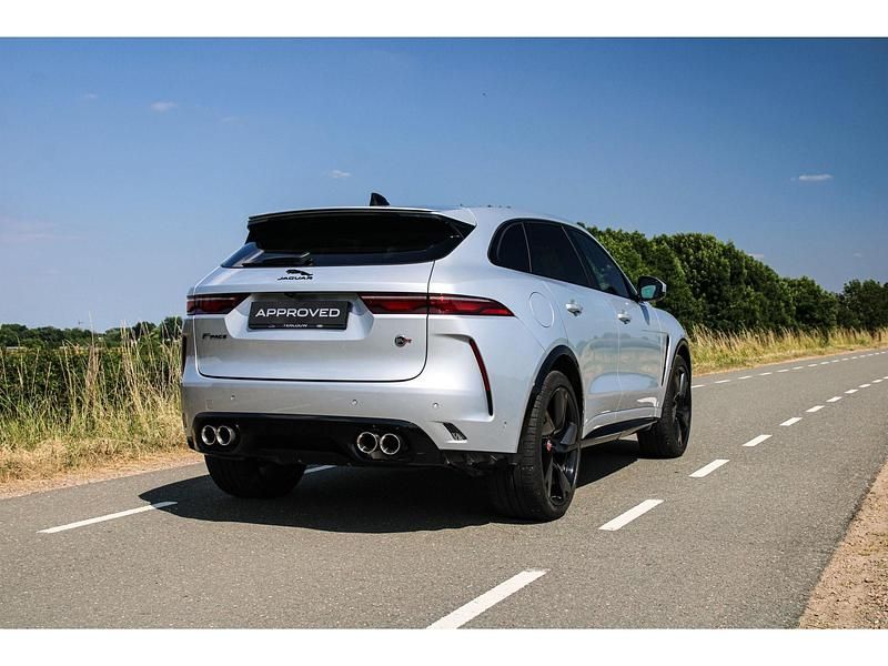 Occasion Jaguar F-Pace SVR 552 PK (405 kW) 2022 Zilver SUV