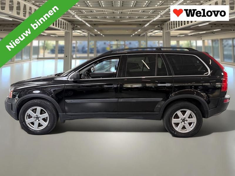 Zwart Gebruikt 2004 Volvo XC90 SUV | € 7.950 (Eerlijke prijs) - Afbeelding 1/4