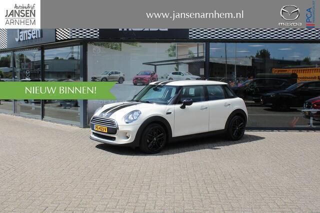 Wit Gebruikt 2017 Mini ONE Business Hatchback | € 15.900 (Eerlijke prijs) - Afbeelding 1/4