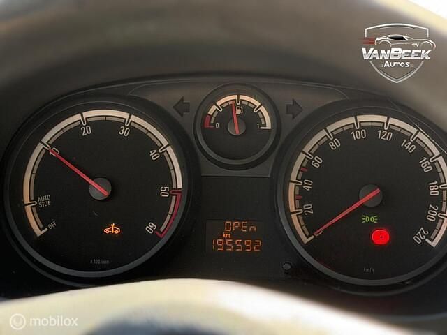 Occasion Opel Corsa Selection 95 PK (69 kW) 2011 Grijs Hatchback