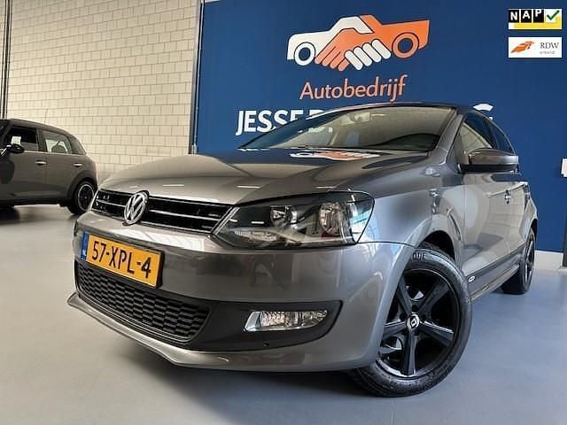 Grijs Gebruikt 2012 VW Polo Comfortline Hatchback | € 3.750 (Goede deal) - Afbeelding 1/4