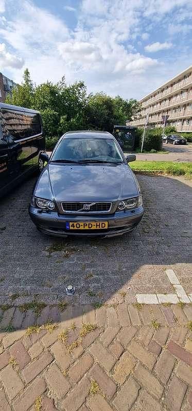 Gebruikt 2004 Volvo V40 Comfort Stationwagen | € 750 (Eerlijke prijs) - Afbeelding 1/4