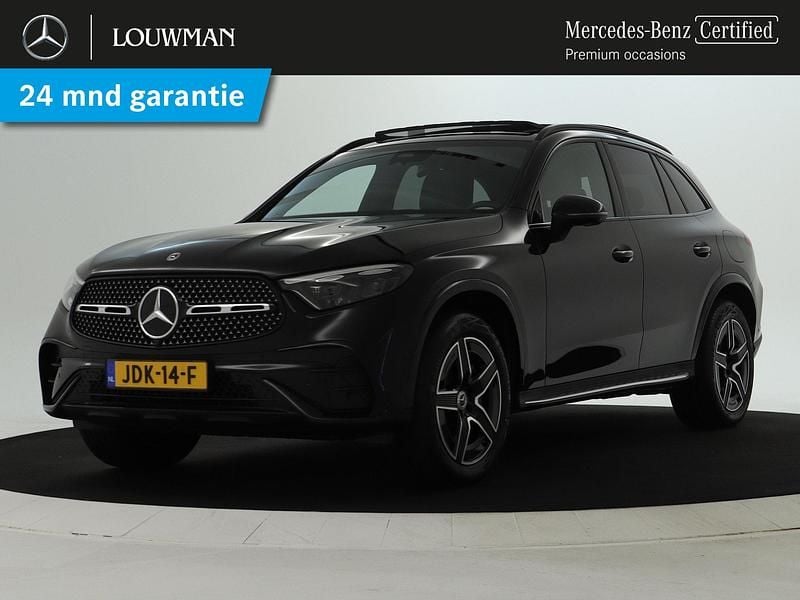 Zwart Occasion 2024 Mercedes GLC300 AMG line SUV | € 67.945 (Eerlijke prijs) - Afbeelding 1/4