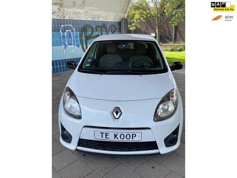 Wit Gebruikt 2011 Renault Twingo Collection Hatchback | € 1.499 (Super prijs) - Afbeelding 1/4