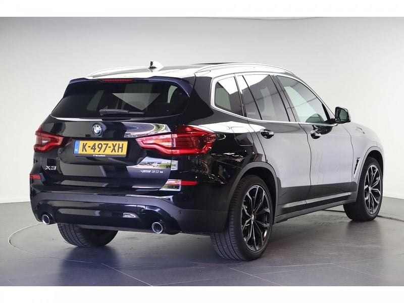 Schwarz (donker zwart) Gebruikt 2021 BMW X3 Executive SUV | € 41.950 (Goede deal) - Afbeelding 1/1