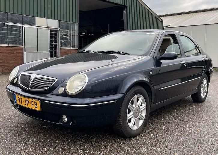 Gebruikt 2002 Lancia Lybra | € 499 - Afbeelding 1/4