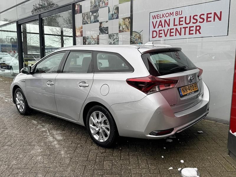 Occasion Toyota Auris Hybrid Trend 2017 Grijs Stationwagen